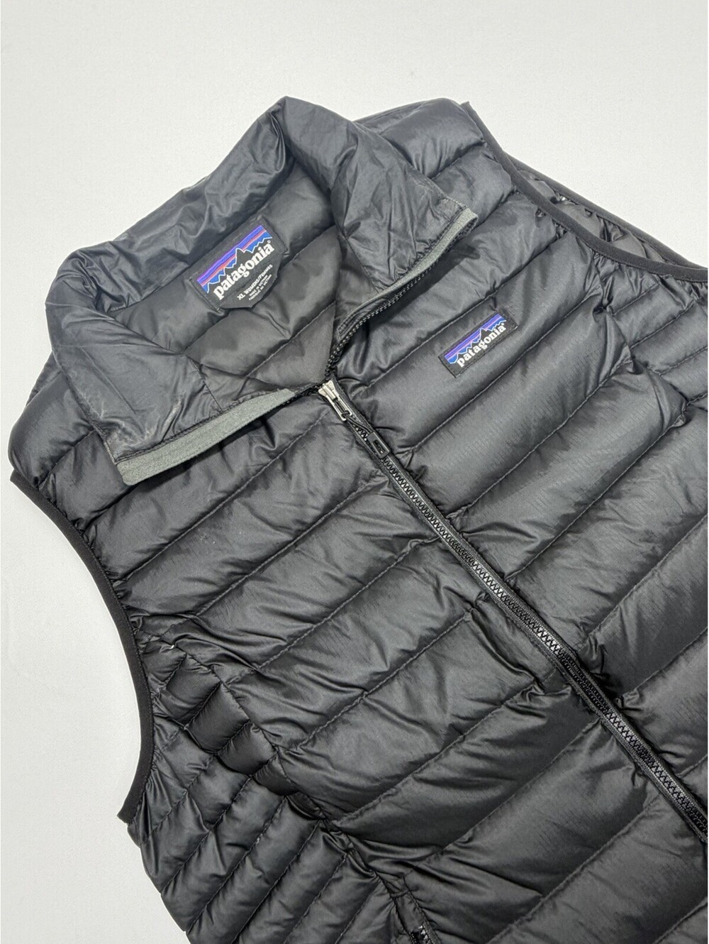 Patagonia Down Sweater Vest Womens XL Black Full Zip Puffer